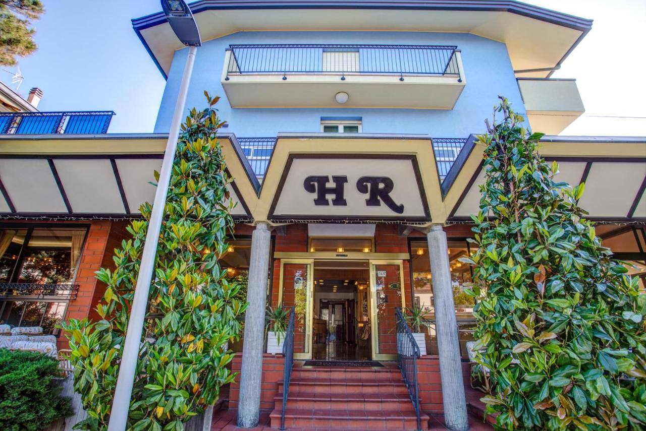 Hotel Rosalba - Valentini Family Village เบลลาเรีย-อีเจอา มารีนา ภายนอก รูปภาพ